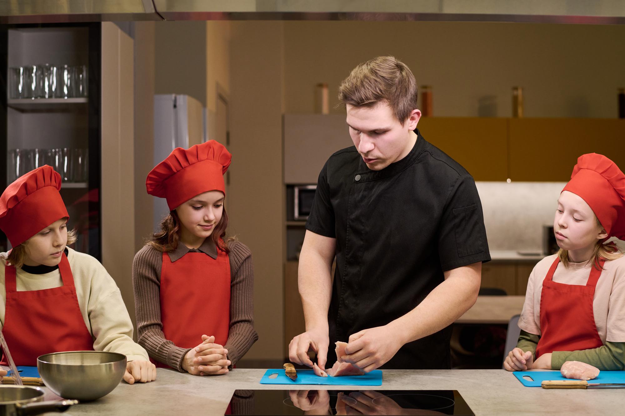 Workshop kitchen with students and instructor